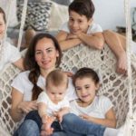 Allocation familiale pour 5 enfants : quel montant par mois en 2025 ? Compte-Crédit